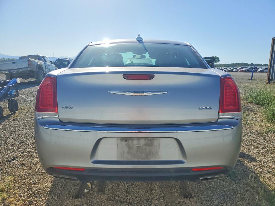 Продажа на аукционе авто 2015 Chrysler 300, vin: 2C3CCARG3FH736627, номер лота: 55727566