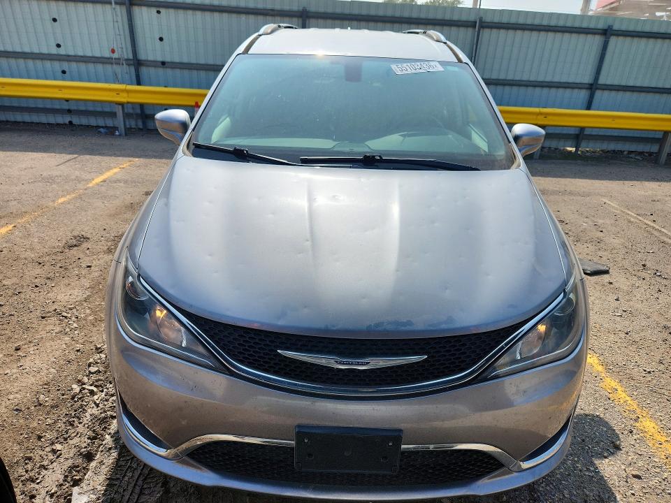 Продаж на аукціоні авто 2019 Chrysler Pacifica, vin: 2C4RC1BG0KR665682, номер лоту: 55103436