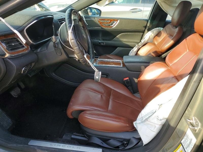 58315886 :رقم المزاد ، 1LN6L9RP1H5607413 vin ، 2017 Lincoln Continental مزاد بيع