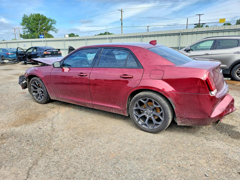 56120276 :رقم المزاد ، 2C3CCAAG7KH693769 vin ، 2019 Chrysler 300 مزاد بيع