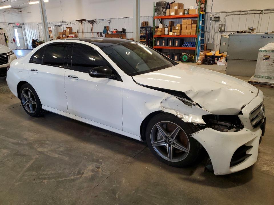Продаж на аукціоні авто 2018 Mercedes-benz E, vin: WDDZF4KB1JA381693, номер лоту: 57072806