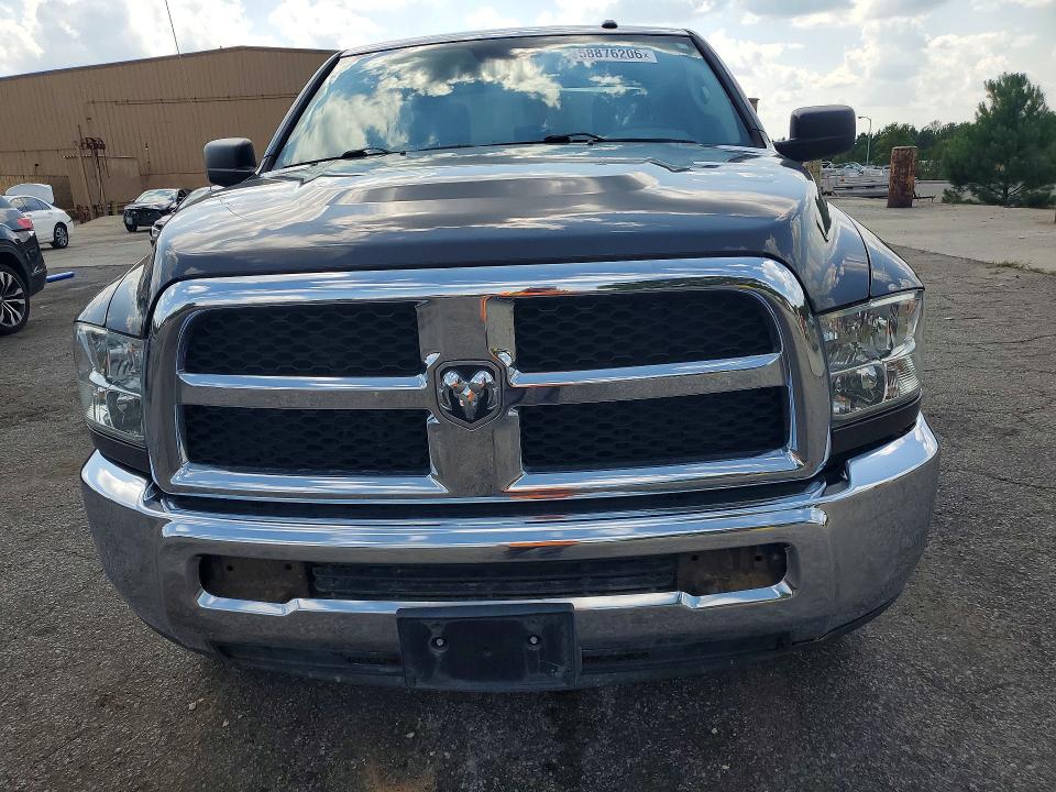 58876206 :رقم المزاد ، 3C6TR4CT3JG189117 vin ، 2018 Ram 2500 مزاد بيع