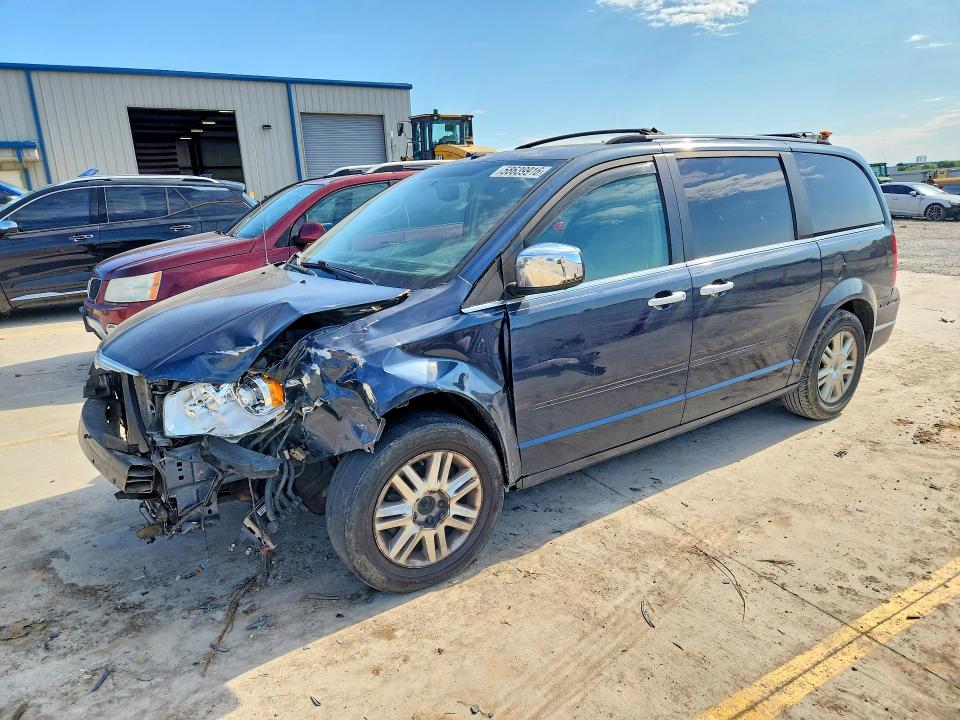 2008 Chrysler Town & Country მანქანა იყიდება აუქციონზე, vin: 2A8HR64X08R765819, აუქციონის ნომერი: 58639916