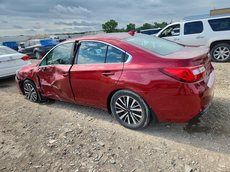 2018 Subaru Legacy მანქანა იყიდება აუქციონზე, vin: 4S3BNAC6XJ3028338, აუქციონის ნომერი: 56853636