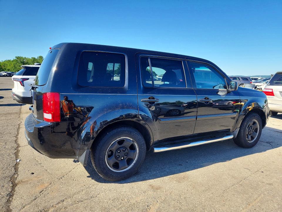 58588086 :رقم المزاد ، 5FNYF4H20BB014435 vin ، 2011 Honda Pilot مزاد بيع