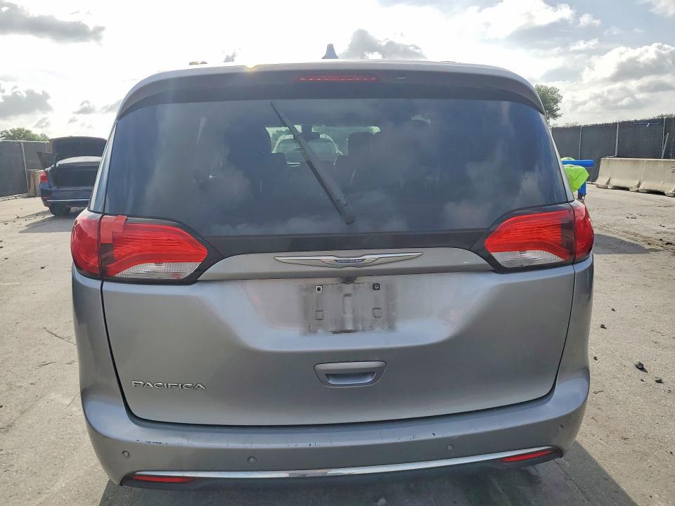 Продажа на аукционе авто 2018 Chrysler Pacifica, vin: 2C4RC1BG7JR110646, номер лота: 55541966
