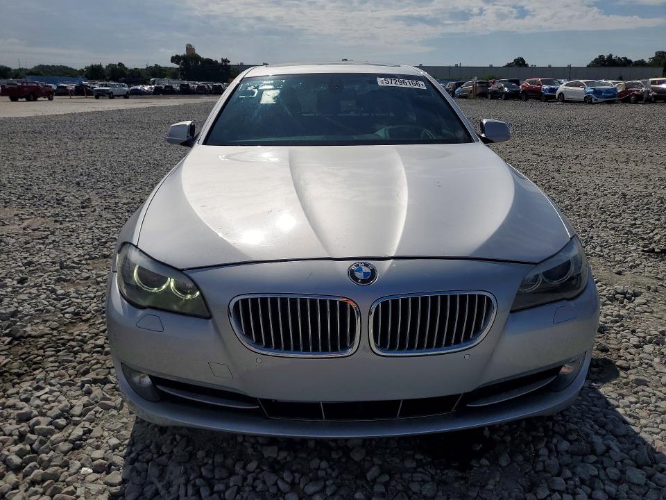57296166 :رقم المزاد ، WBAFU9C59CC786987 vin ، 2012 Bmw 550 مزاد بيع