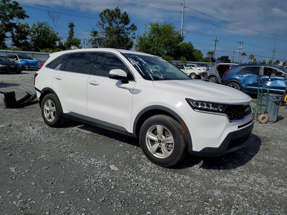 Продажа на аукционе авто 2022 Kia Sorento, vin: 5XYRG4LC6NG142094, номер лота: 57020816