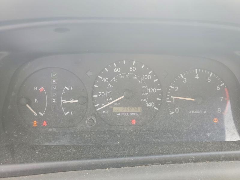 58484556 :رقم المزاد ، 4T1BF22K51U126121 vin ، 2001 Toyota Camry مزاد بيع