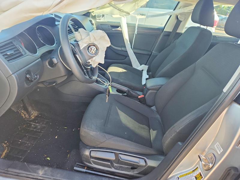 58772666 :رقم المزاد ، 3VW2K7AJ9FM262377 vin ، 2015 Volkswagen Jetta مزاد بيع