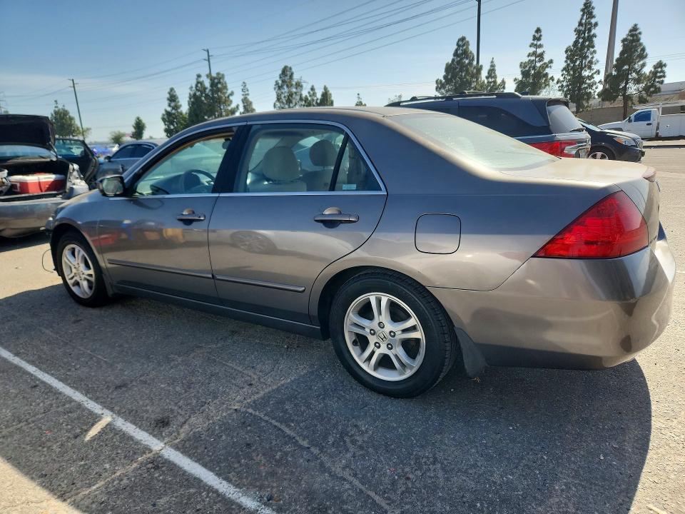 2007 Honda Accord მანქანა იყიდება აუქციონზე, vin: 1HGCM56737A170765, აუქციონის ნომერი: 54462826
