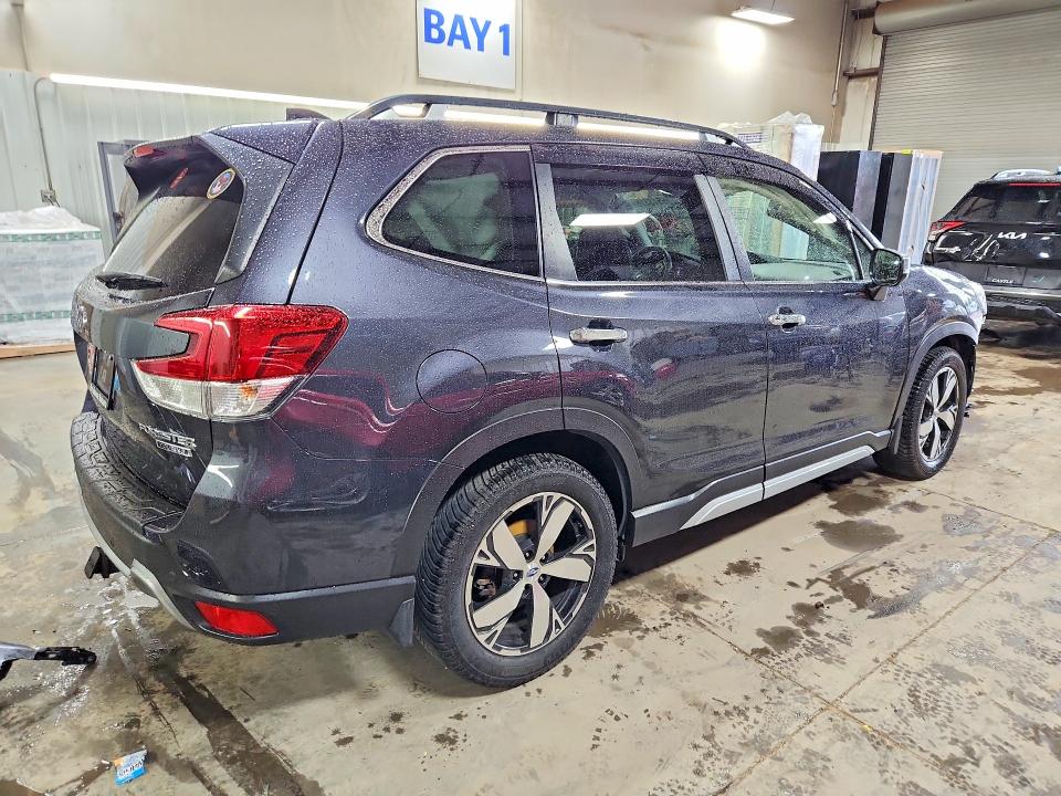 Продажа на аукционе авто 2019 Subaru Forester, vin: JF2SKAWC6KH419051, номер лота: 56513316