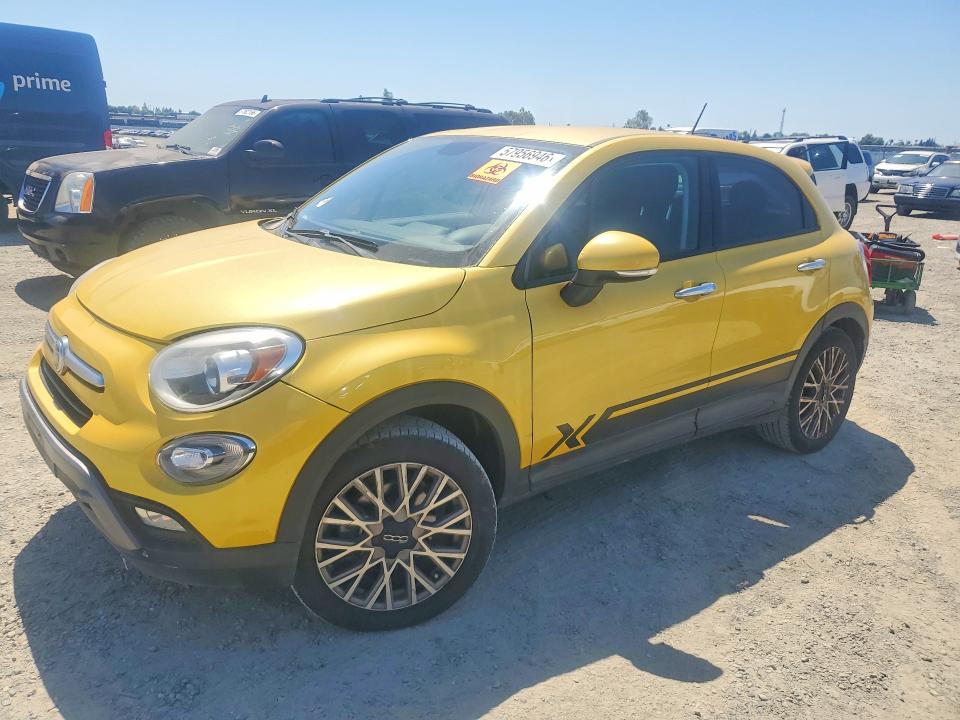 2016 Fiat 500x მანქანა იყიდება აუქციონზე, vin: ZFBCFYCT0GP386343, აუქციონის ნომერი: 57956946