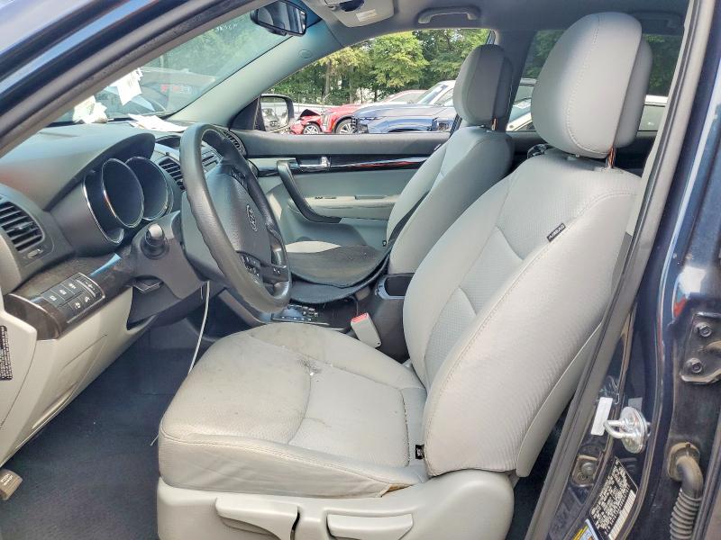 56654906 :رقم المزاد ، 5XYKT3A6XDG327011 vin ، 2013 Kia Sorento مزاد بيع