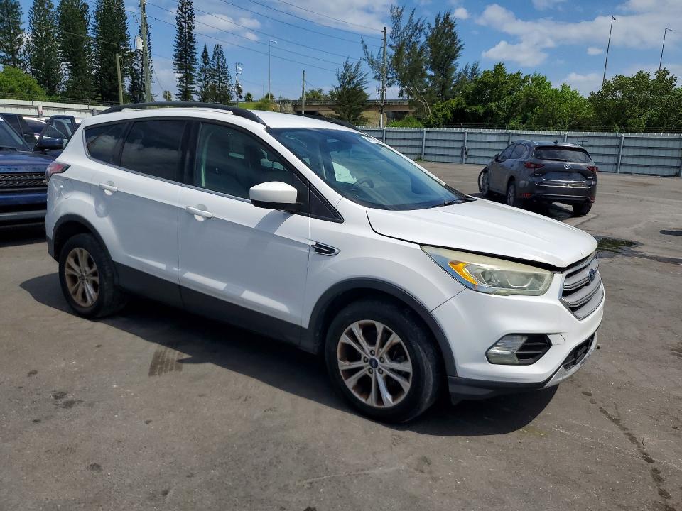 2017 Ford Escape მანქანა იყიდება აუქციონზე, vin: 1FMCU0G94HUA33119, აუქციონის ნომერი: 58071946