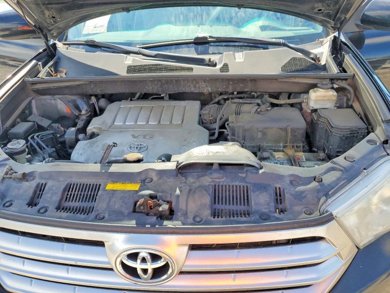 57258806 :رقم المزاد ، 5TDBK3EH6DS218658 vin ، 2013 Toyota Highlander مزاد بيع