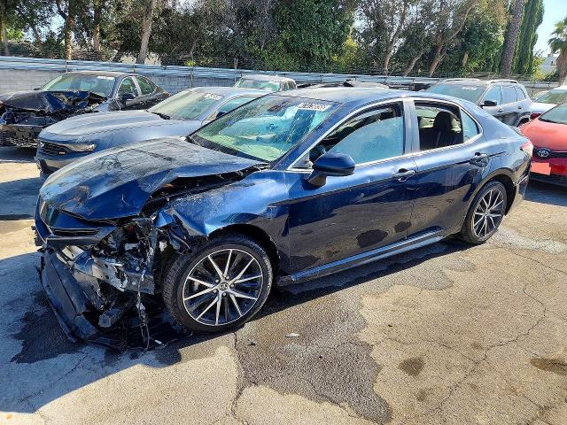 Auction sale of the 2021 Toyota Camry, vin: 4T1G11AK2MU610106, lot number: 47479856