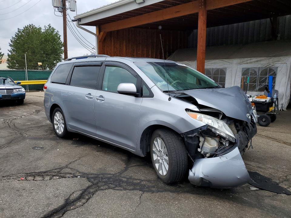 Aukcja sprzedaży 2011 Toyota Sienna, vin: 5TDDK3DC7BS012907, numer aukcji: 59001566
