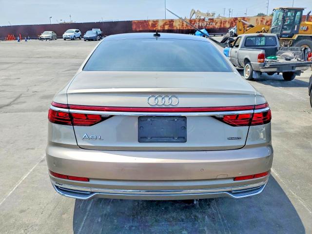 Продаж на аукціоні авто 2019 Audi A8, vin: WAU8DAF85KN017647, номер лоту: 55817596