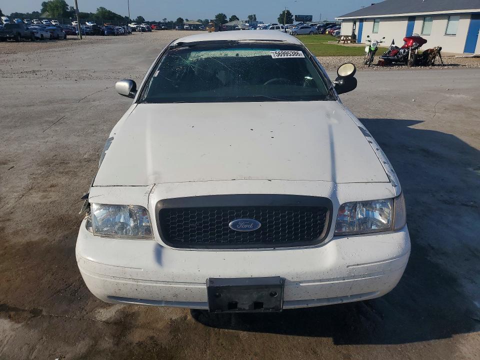 56995386 :رقم المزاد ، 2FAHP71W15X178217 vin ، 2005 Ford Crown Victoria مزاد بيع