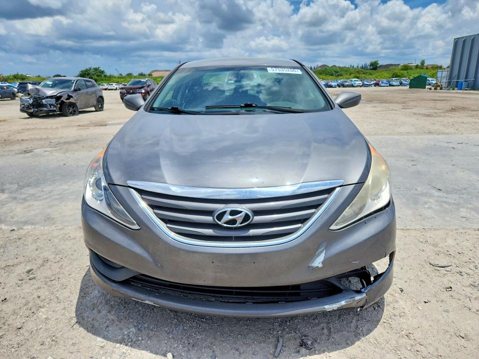 2014 Hyundai Sonata მანქანა იყიდება აუქციონზე, vin: 5NPEB4AC7EH860861, აუქციონის ნომერი: 57535206