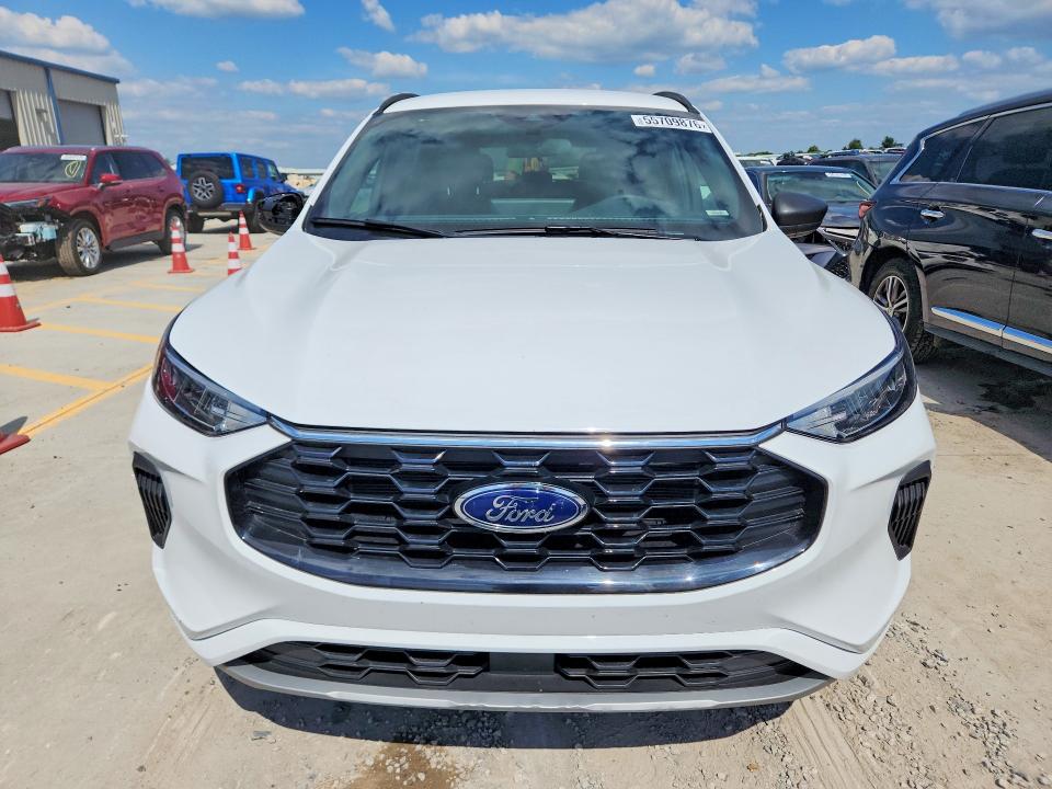 55709876 :رقم المزاد ، 1FMCU0MZ0PUB19675 vin ، 2023 Ford Escape مزاد بيع