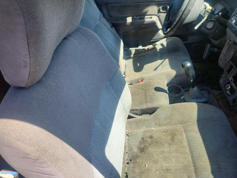 1999 Nissan Frontier მანქანა იყიდება აუქციონზე, vin: 1N6DD26S3XC319795, აუქციონის ნომერი: 56715266