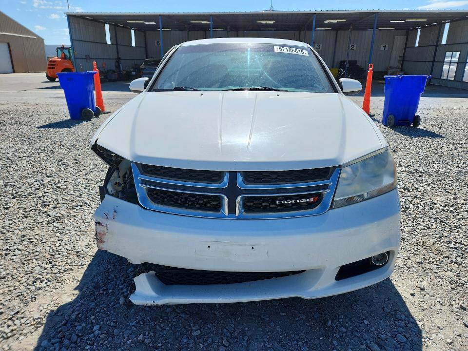 2011 Dodge Avenger მანქანა იყიდება აუქციონზე, vin: 1B3BD1FG8BN515035, აუქციონის ნომერი: 57186616
