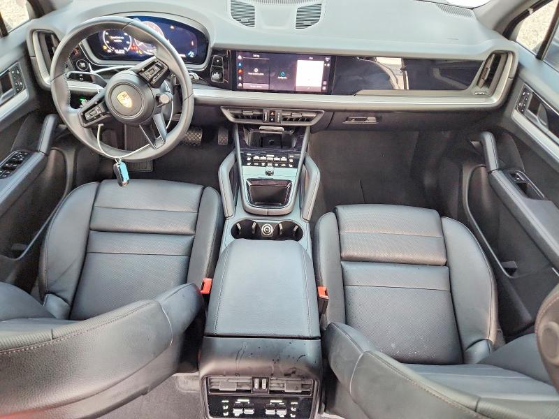 57321086 :رقم المزاد ، WP1AA2AY7SDA02792 vin ، 2025 Porsche Cayenne مزاد بيع