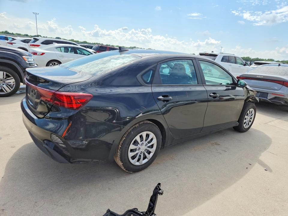 2023 Kia Forte მანქანა იყიდება აუქციონზე, vin: 3KPF24AD3PE645644, აუქციონის ნომერი: 55861276