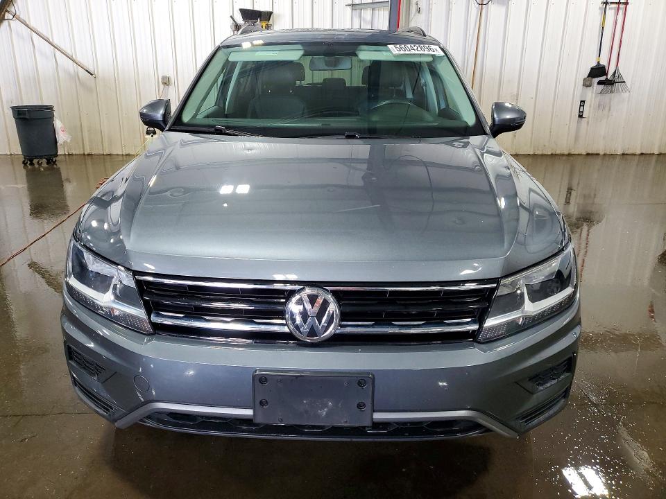 Продаж на аукціоні авто 2018 Volkswagen Tiguan, vin: 3VV2B7AX0JM220939, номер лоту: 56042896