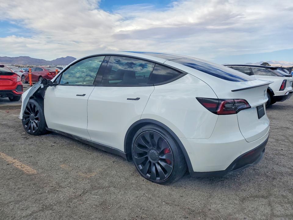58926286 :رقم المزاد ، 7SAYGDEF8NF489990 vin ، 2022 Tesla Model Y مزاد بيع