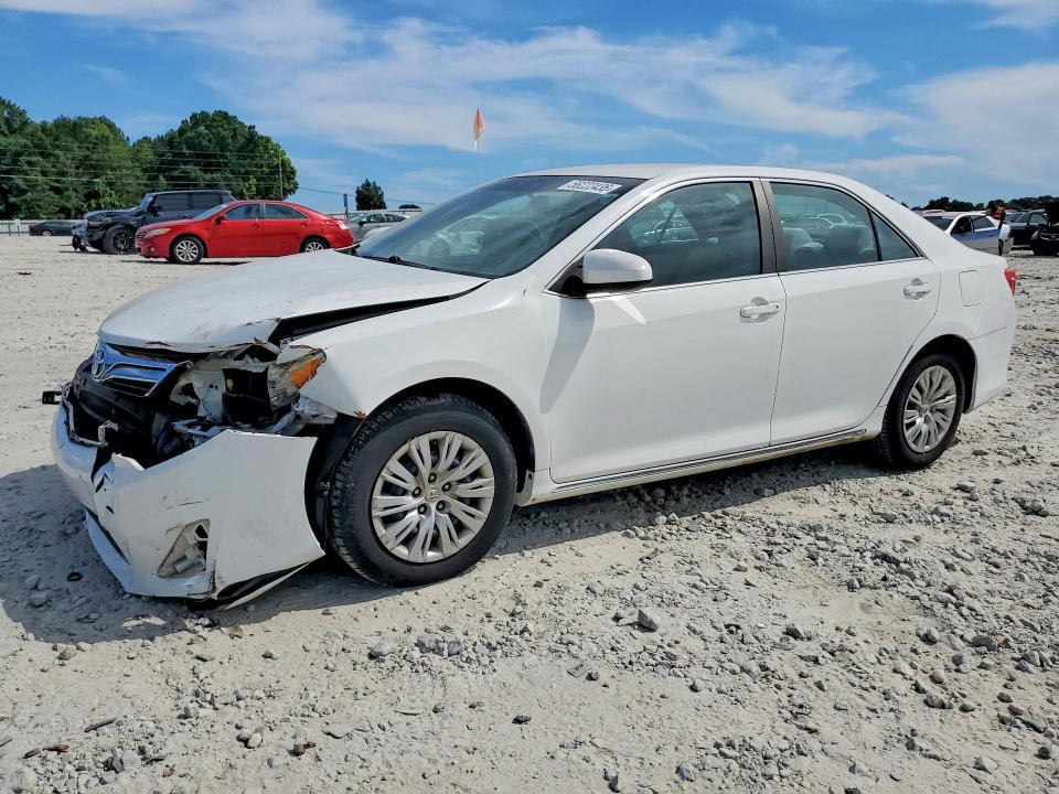 56222436 :رقم المزاد ، 4T1BF1FK8DU225668 vin ، 2013 Toyota Camry مزاد بيع