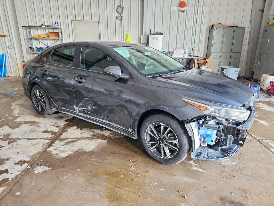 58960456 :رقم المزاد ، 3KPF24AD6RE779874 vin ، 2024 Kia Forte مزاد بيع