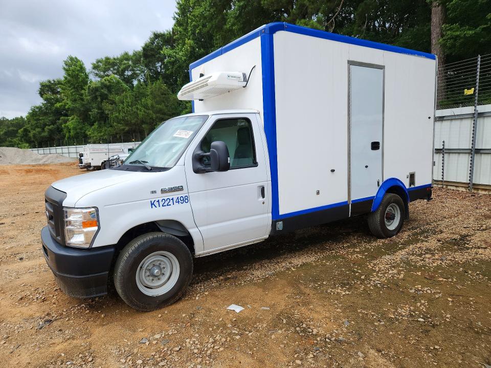 55637746 :رقم المزاد ، 1FDWE3FNXRDD20508 vin ، 2024 Ford E350 مزاد بيع