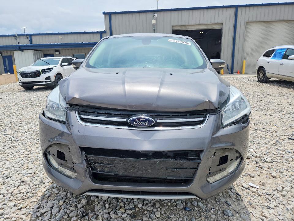 2013 Ford Escape მანქანა იყიდება აუქციონზე, vin: 1FMCU0H91DUB39018, აუქციონის ნომერი: 58740656