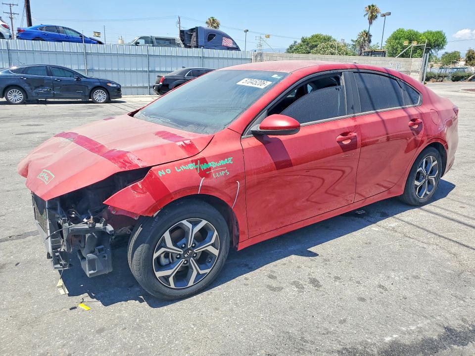 2021 Kia Forte მანქანა იყიდება აუქციონზე, vin: 3KPF24AD1ME374823, აუქციონის ნომერი: 57045206