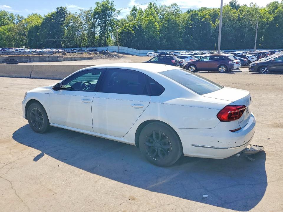 56186756 :رقم المزاد ، 1VWAA7A30JC016604 vin ، 2018 Volkswagen Passat مزاد بيع