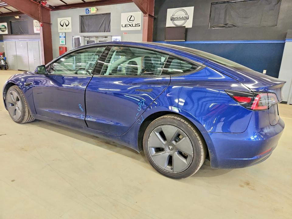 2022 Tesla Model 3 მანქანა იყიდება აუქციონზე, vin: 5YJ3E1EA3NF369756, აუქციონის ნომერი: 56932796
