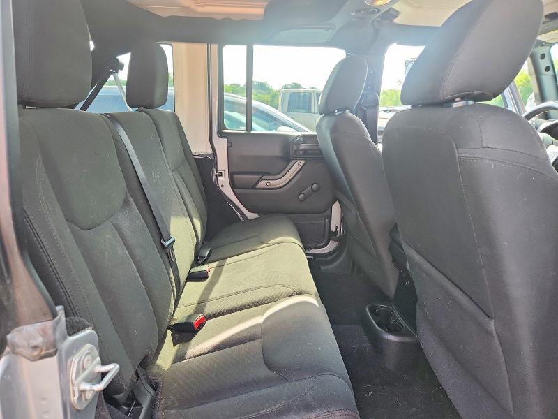58088796 :رقم المزاد ، 1C4BJWDG5GL330256 vin ، 2016 Jeep Wrangler Unlimited مزاد بيع