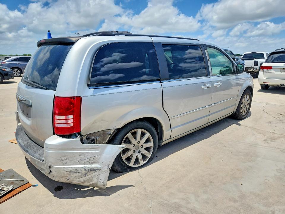 Auction sale of the 2008 Chrysler Town & Country, vin: 2A8HR54P58R143484, lot number: 56640196