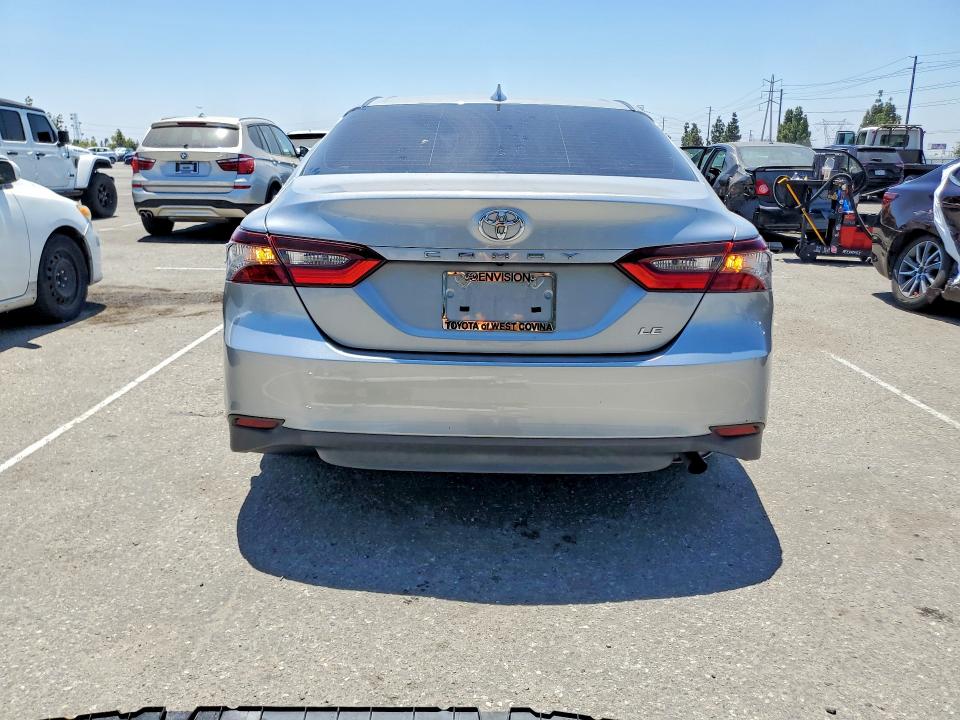 Aukcja sprzedaży 2022 Toyota Camry, vin: 4T1C11AK7NU006342, numer aukcji: 58647376