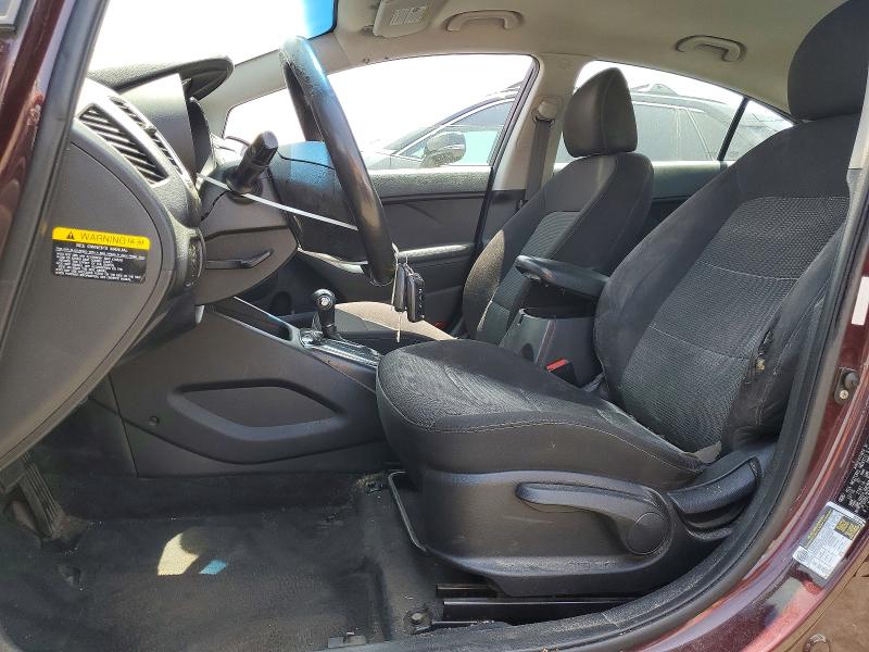 54833296 :رقم المزاد ، 3KPFK4A76HE097196 vin ، 2017 Kia Forte مزاد بيع
