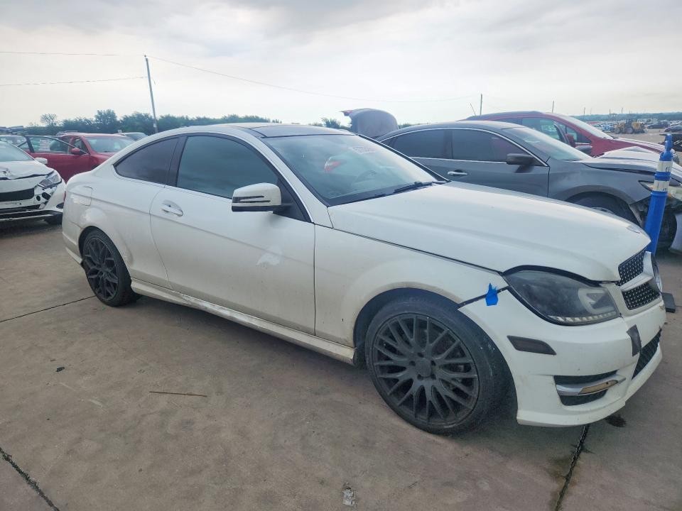 57732466 :رقم المزاد ، WDDGJ4HB7FG368884 vin ، 2015 Mercedes-benz C مزاد بيع