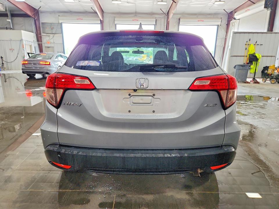 58724156 :رقم المزاد ، 3CZRU6H53HM727666 vin ، 2017 Honda Hr-v مزاد بيع