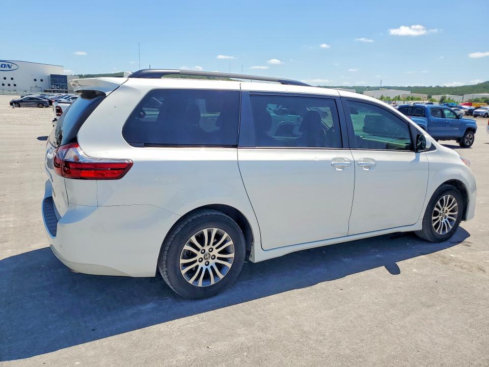 2020 Toyota Sienna მანქანა იყიდება აუქციონზე, vin: 5TDYZ3DC1LS084782, აუქციონის ნომერი: 55705426