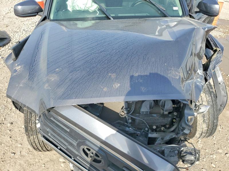 57741866 :رقم المزاد ، 5TFAZ5CN3HX053213 vin ، 2017 Toyota Tacoma مزاد بيع