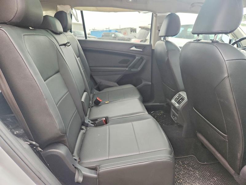 Продаж на аукціоні авто 2018 Volkswagen Tiguan, vin: 3VV2B7AX5JM222184, номер лоту: 56659256
