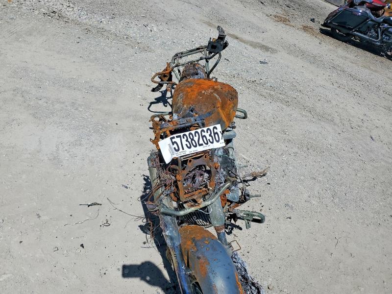 57382636 :رقم المزاد ، JYAVP04E64A007540 vin ، 2004 Yamaha Xvz13 مزاد بيع