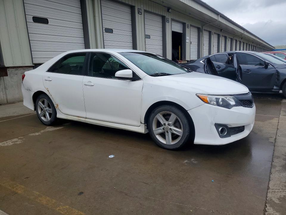 2012 Toyota Camry მანქანა იყიდება აუქციონზე, vin: 4T1BF1FK8CU615250, აუქციონის ნომერი: 57220226